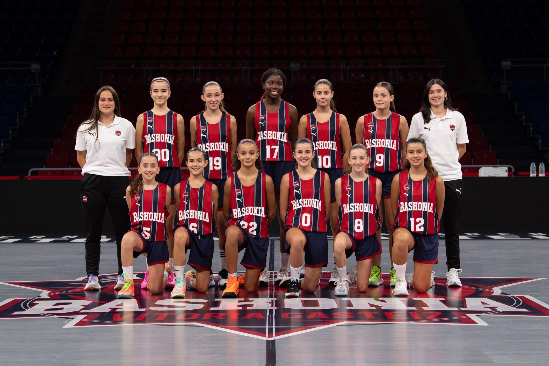 El Infantil Femenino Grana y el Infantil Masculino Azul, a por el Campeonato de Álava