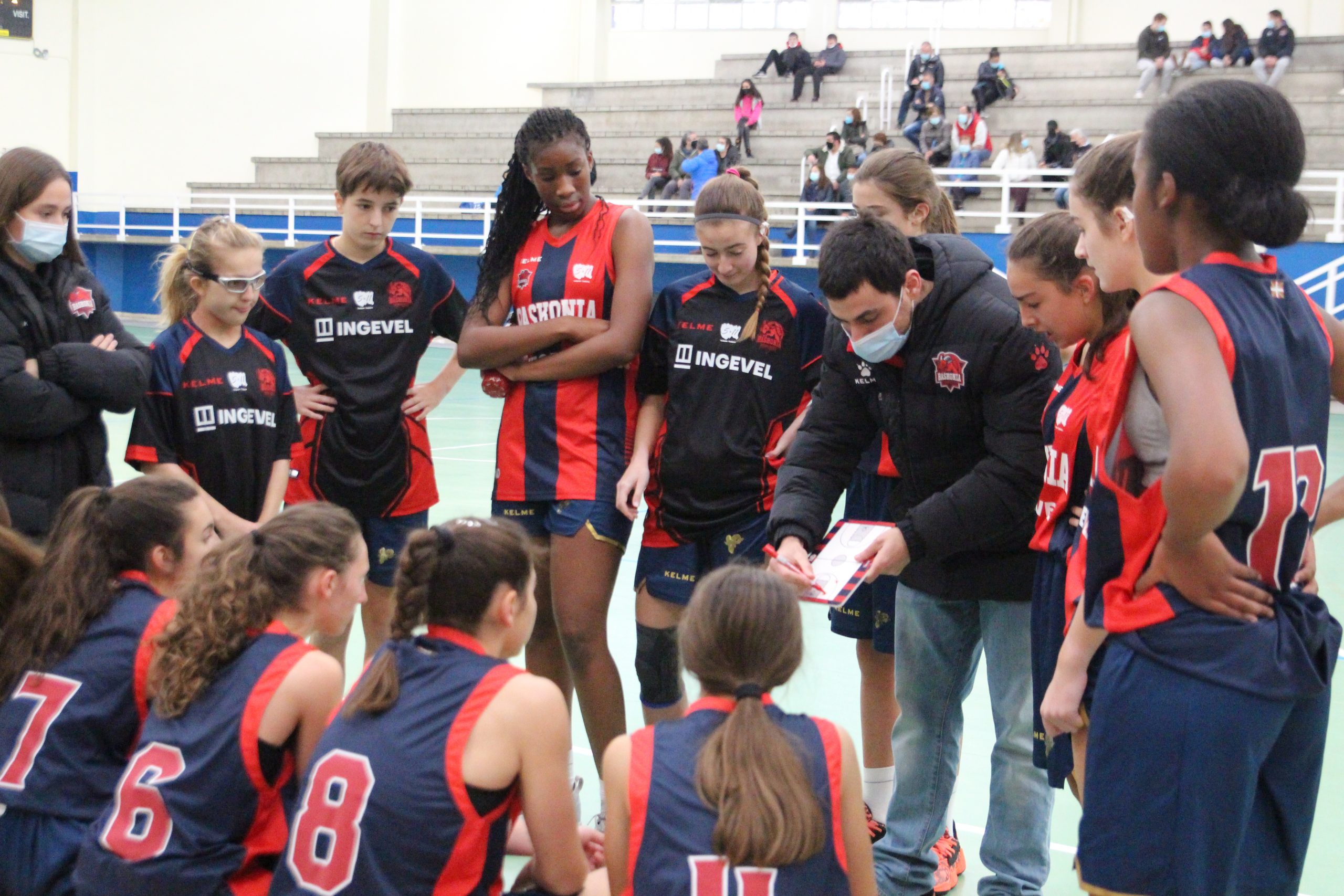 El Cadete Femenino azulgrana luchará el fin de semana por el Campeonato de Araba