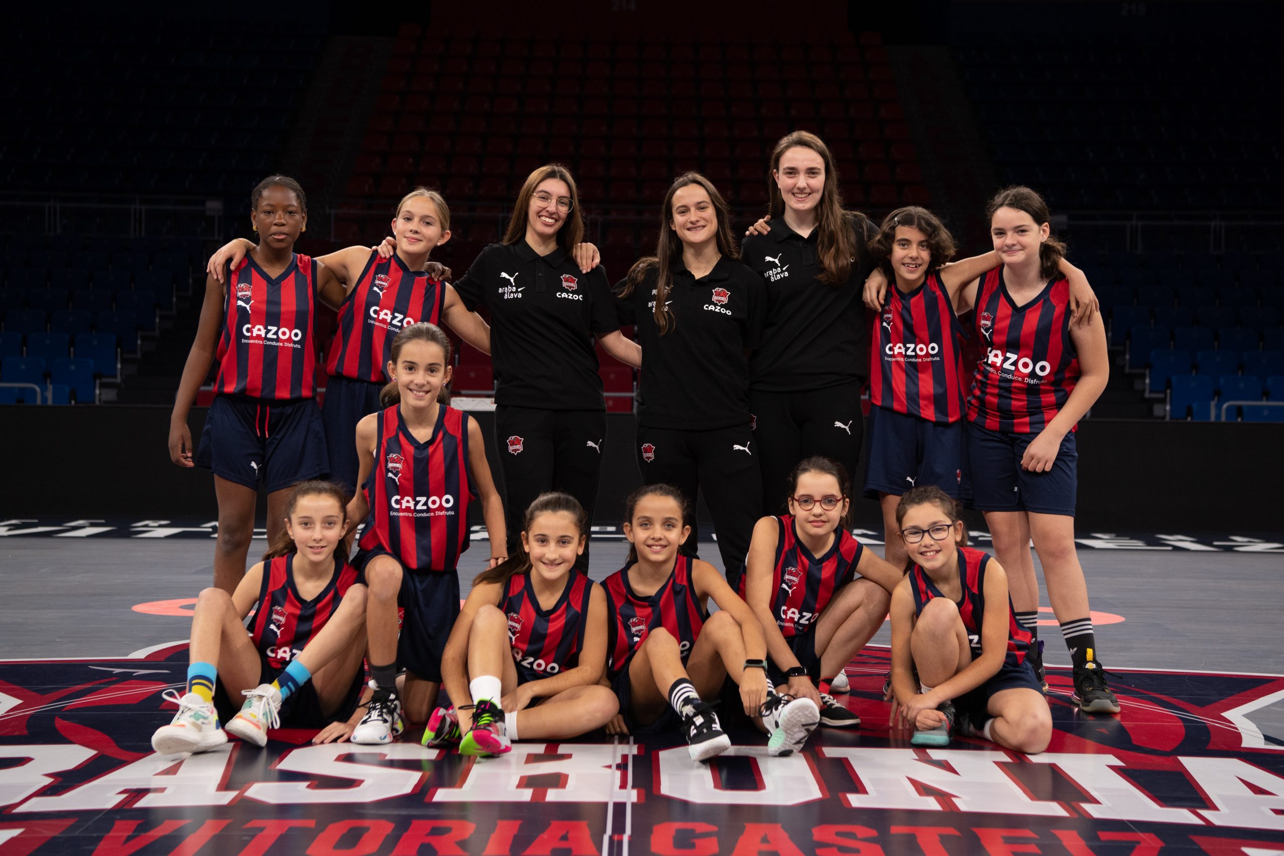 La Fundación 5+11 Bakh “A” y la Fundación 5+11 Bakh jugarán la final del Campeonato de Álava Escolar