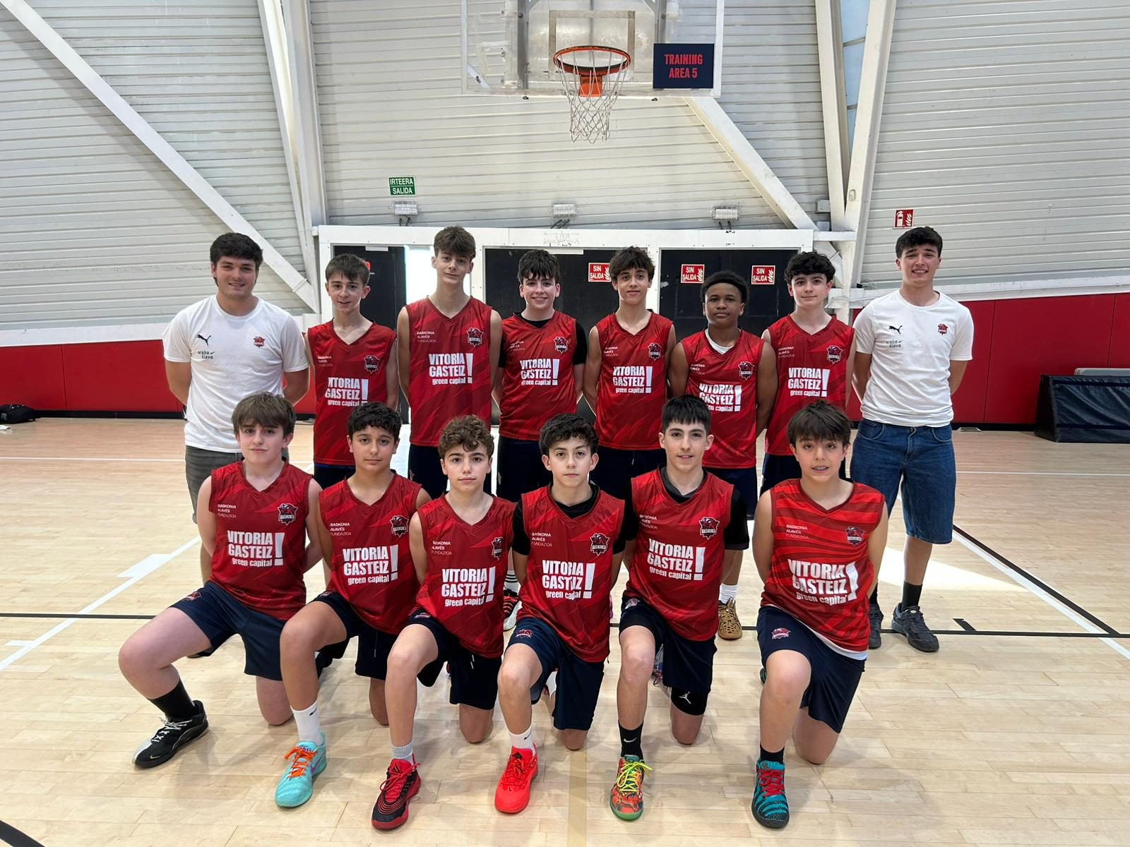 El Infantil Masculino Azul, listo para los Juegos Escolares de Euskadi
