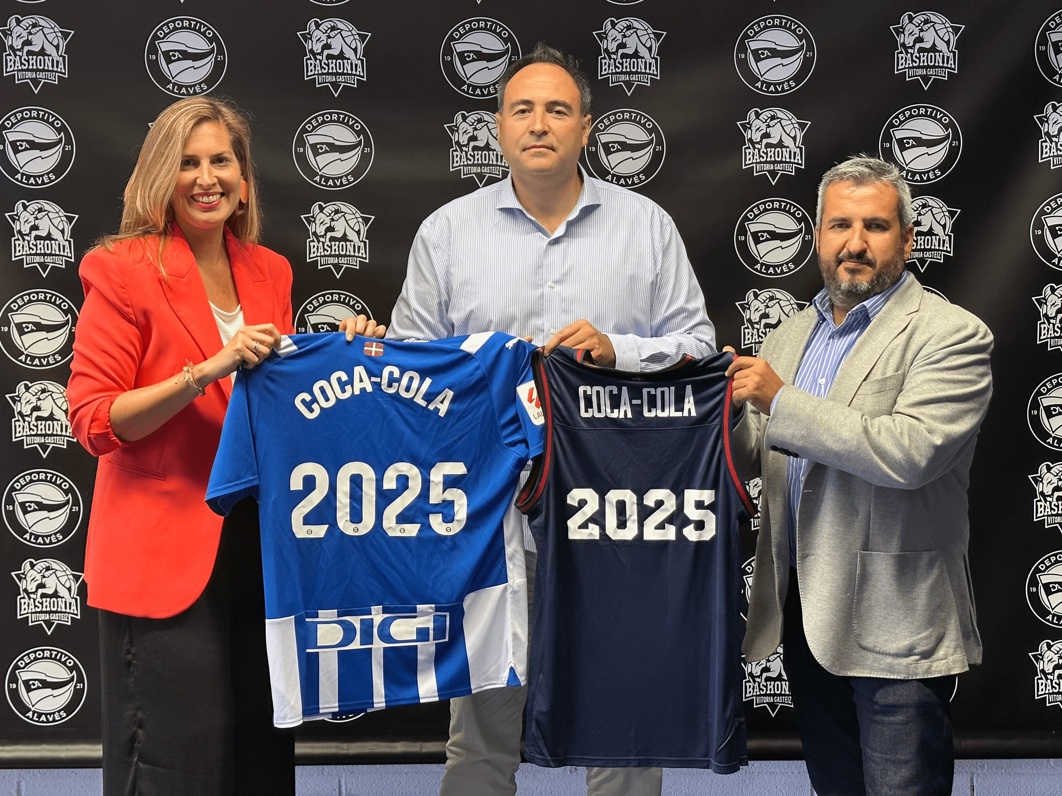 Coca-Cola renueva su compromiso con Saski Baskonia, Deportivo Alavés y la Fundación 5+11 hasta 2025