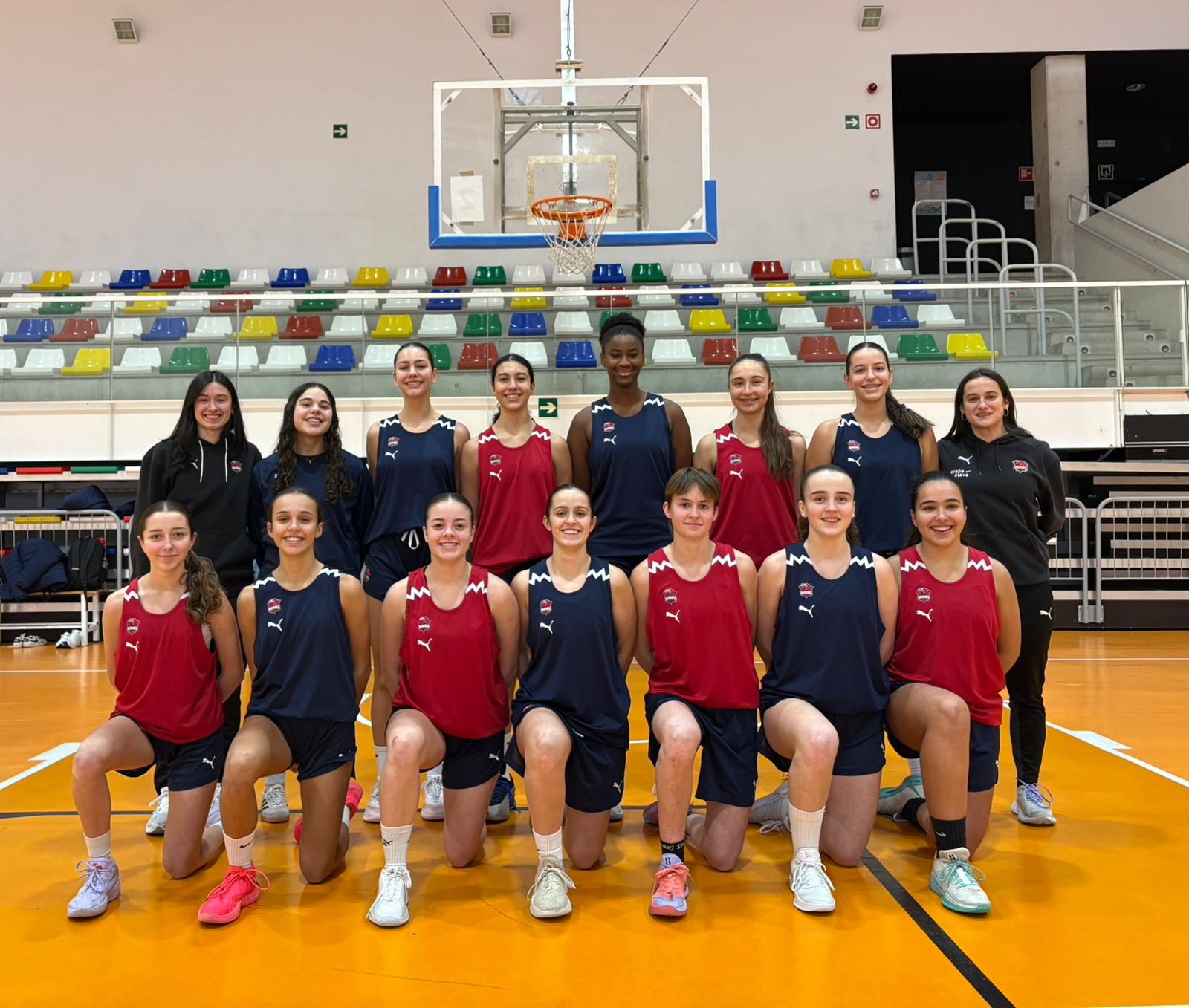 Nuevo éxito para la cantera azulgrana: El Junior Masculino B y el Junior Femenino ascienden a Liga Vasca